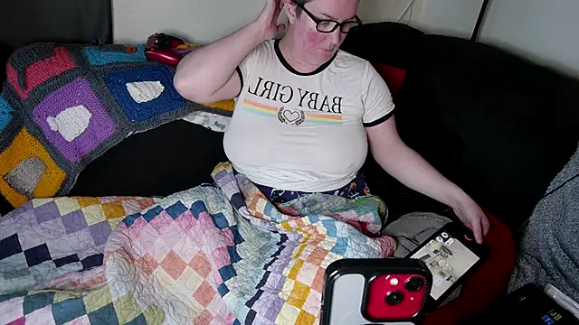 SugarTsunami online show from May 25, 3:23 am
