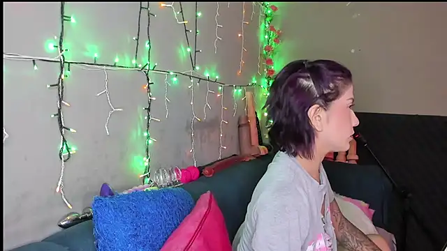 Shadia Squirt online show from October 5, 4:33 am