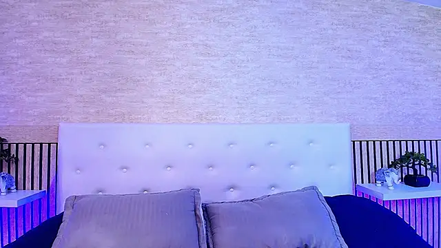 PatrickS25 online show from February 11, 3:55 am