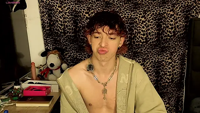 Otter Starr online show from March 13, 3:35 am