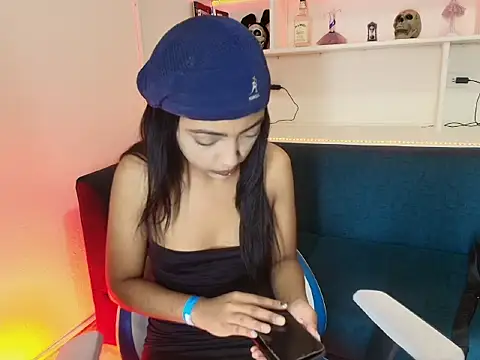 Samantha Martiness online show from December 22, 11:51 am