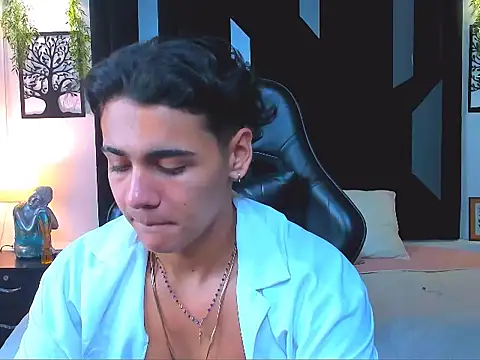 chris de la fonde online show from March 13, 3:29 pm