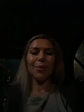 AnikaSunshine online show from April 4, 6:49 pm