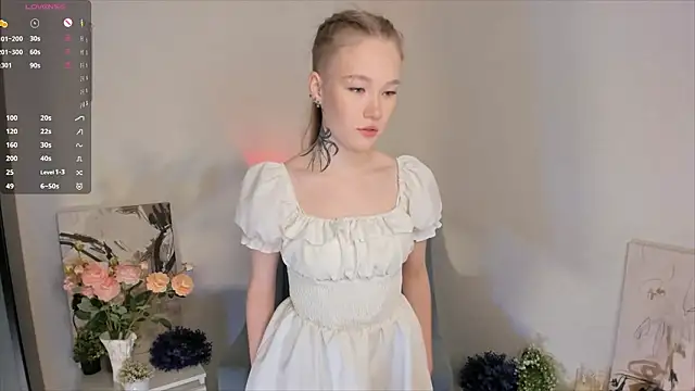 Snapshot of MaireLanda chatting on February 5, 4:39 am MaireLanda online show from February 5, 4:39 am