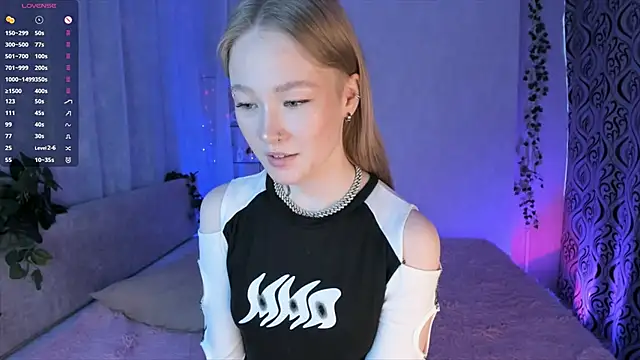 Snapshot of MaireLanda chatting on February 27, 4:23 am MaireLanda online show from February 27, 4:23 am