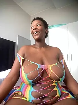 Snapshot of GiantClithpee chatting on March 7, 7:19 am GiantClithpee online show from March 7, 7:19 am