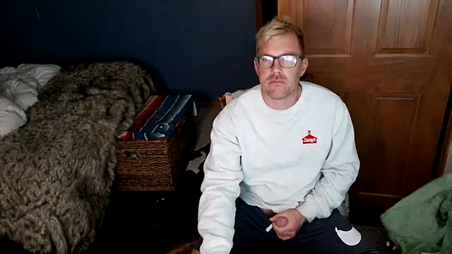 SpunRedneck online show from April 6, 9:10 am