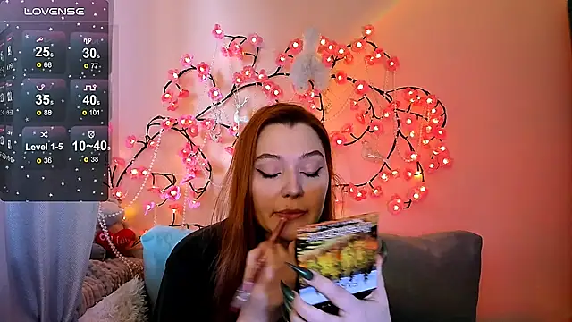 Ungoliant Kiss online show from February 15, 2:03 pm