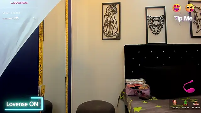 Snapshot of Andre_cloefoxx_ chatting on December 20, 1:18 pm Andre cloefoxx online show from December 20, 1:18 pm