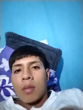 Snapshot of Manuelp0203 chatting on January 14, 3:12 am Manuelp0203 online show from January 14, 3:12 am