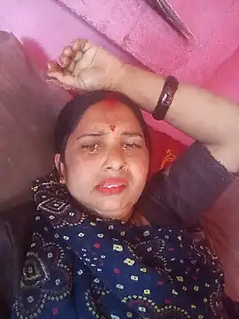 Your-shreya143 online show from March 2, 8:43 am