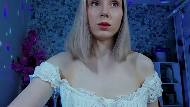 Gina Gina love online show from April 10, 1:00 am