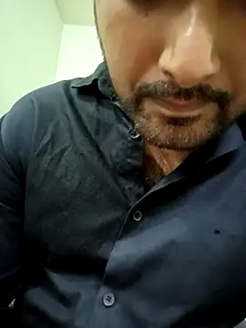 Snapshot of samsexjuice chatting on May 6, 7:52 pm samsexjuice online show from May 6, 7:52 pm