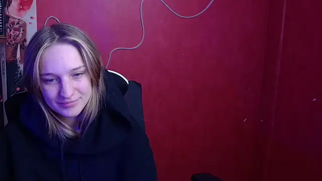 Katie Rosiee online show from January 5, 5:27 pm