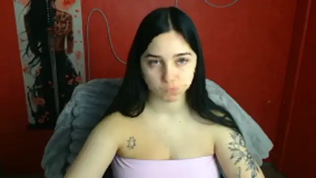 Lilu May online show from March 25, 2:34 pm