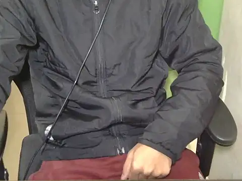 Snapshot of Michal_Fransis chatting on January 10, 1:02 pm Michal Fransis online show from January 10, 1:02 pm