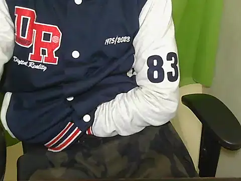 Snapshot of Michal_Fransis chatting on January 18, 4:55 pm Michal Fransis online show from January 18, 4:55 pm