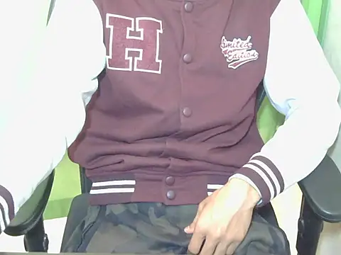 Snapshot of Michal_Fransis chatting on February 25, 8:02 am Michal Fransis online show from February 25, 8:02 am