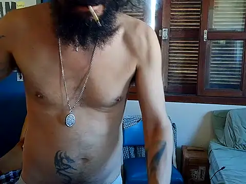 Snapshot of ooproprio chatting on April 27, 12:36 pm ooproprio online show from April 27, 12:36 pm