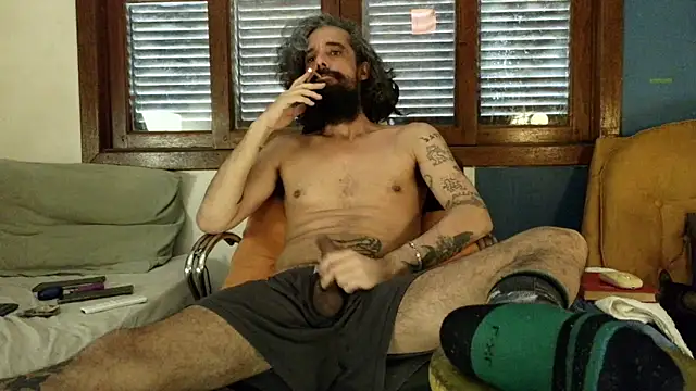 Snapshot of ooproprio chatting on May 21, 6:04 pm ooproprio online show from May 21, 6:04 pm