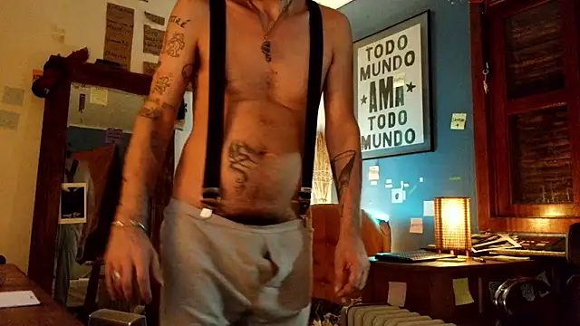 Snapshot of ooproprio chatting on May 25, 6:41 am ooproprio online show from May 25, 6:41 am