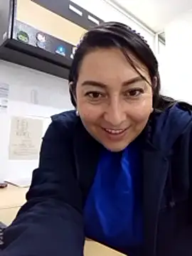 Valeria montana  online show from January 16, 2:32 pm