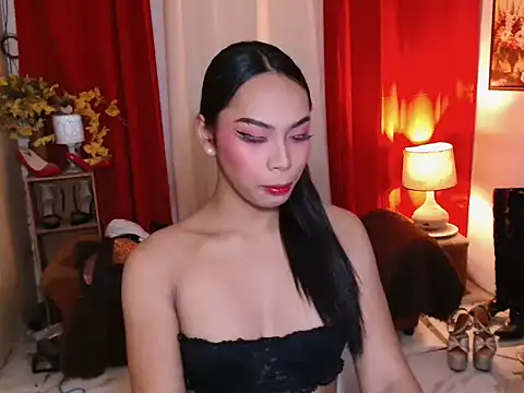 Snapshot of kylieEmparado chatting on June 8, 1:28 am kylieEmparado online show from June 8, 1:28 am