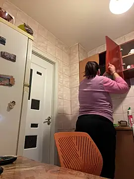 Dana92va online show from February 11, 5:45 am