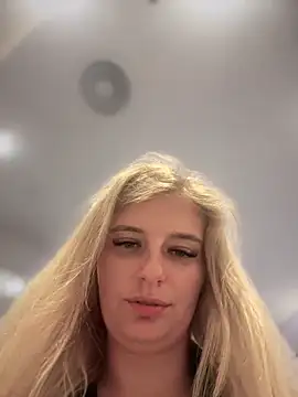 Betsy online show from December 29, 11:18 am