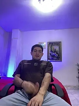 williamsmiiths16 online show from February 19, 2:51 am