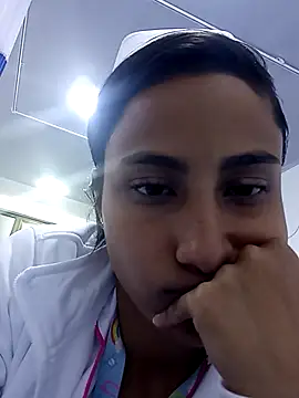 Snapshot of Vera_Luna_ chatting on February 20, 5:48 am Vera Luna online show from February 20, 5:48 am