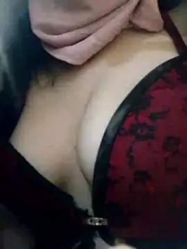 Snapshot of Almas-arabic chatting on February 23, 2:36 pm Almas-arabic online show from February 23, 2:36 pm