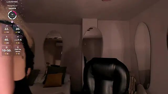 MadisonKane online show from March 22, 11:13 am