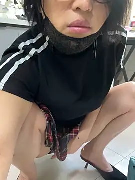 luckybaby666999 online show from May 15, 11:01 pm