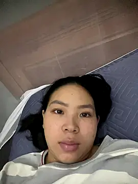 muutoo online show from December 14, 11:59 am