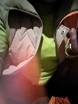 muutoo online show from January 6, 1:37 pm