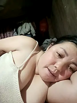 Snapshot of sary-hot2x chatting on December 4, 12:58 pm sary-hot2x online show from December 4, 12:58 pm