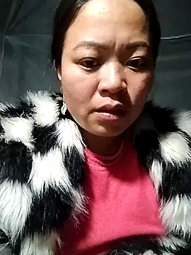 Snapshot of AlilaK2 chatting on February 10, 12:15 am AlilaK2 online show from February 10, 12:15 am