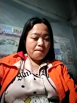 Snapshot of AlilaK2 chatting on February 16, 6:15 pm AlilaK2 online show from February 16, 6:15 pm