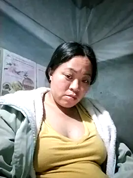 Snapshot of AlilaK2 chatting on February 17, 6:21 am AlilaK2 online show from February 17, 6:21 am