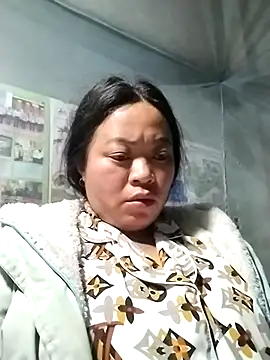 Snapshot of AlilaK2 chatting on February 19, 10:50 pm AlilaK2 online show from February 19, 10:50 pm