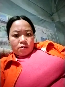 Snapshot of AlilaK2 chatting on February 21, 12:50 pm AlilaK2 online show from February 21, 12:50 pm