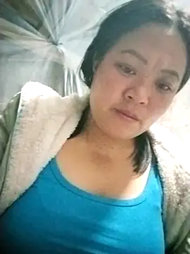 Snapshot of AlilaK2 chatting on February 23, 1:14 am AlilaK2 online show from February 23, 1:14 am