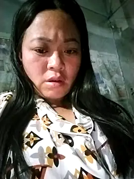 Snapshot of AlilaK2 chatting on March 2, 9:43 pm AlilaK2 online show from March 2, 9:43 pm