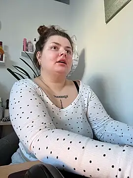 Snapshot of EvKamenskih chatting on February 22, 8:57 am EvKamenskih online show from February 22, 8:57 am