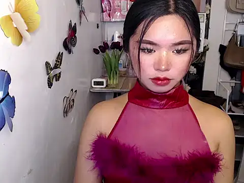 voganmarie online show from July 2, 3:29 pm