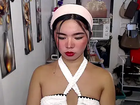 voganmarie online show from July 6, 7:49 am