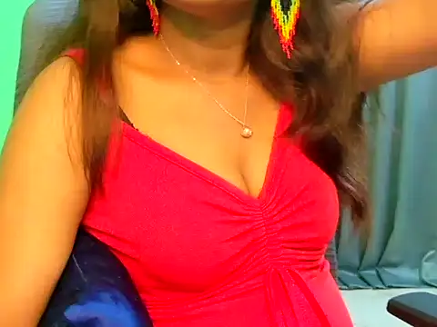 Spit queenC for you online show from July 12, 11:34 am