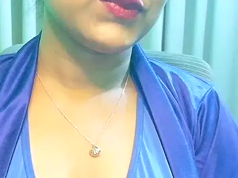 Spit queenC for you online show from July 23, 10:02 am