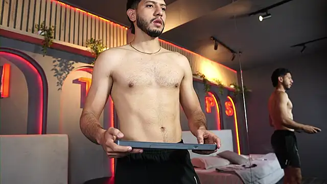 Snapshot of Thiago_Voss chatting on January 13, 12:32 pm Thiago Voss online show from January 13, 12:32 pm